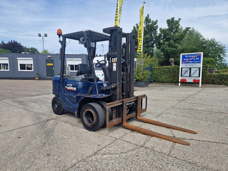 Caterpillar DP25K met breed vorkenbord - Diesel viličar: slika 2 Caterpillar DP25K met breed vorkenbord - Diesel viličar: slika 2