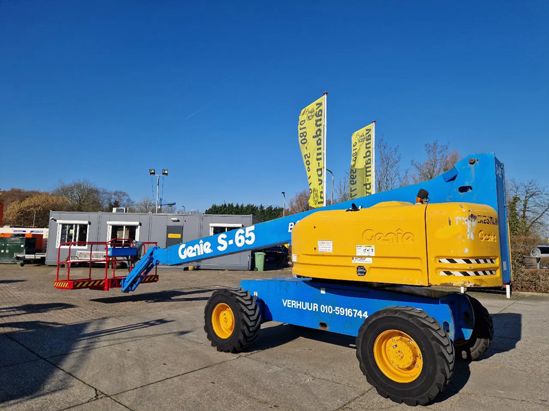 Genie S65 4X4 - Teleskopska dvižna ploščad: slika 3 Genie S65 4X4 - Teleskopska dvižna ploščad: slika 3