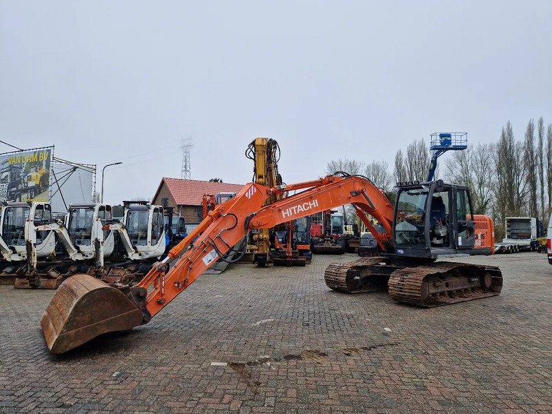 Hitachi ZX160LC-3 rijwerk zéér netjes - Bager goseničar: slika 2 Hitachi ZX160LC-3 rijwerk zéér netjes - Bager goseničar: slika 2