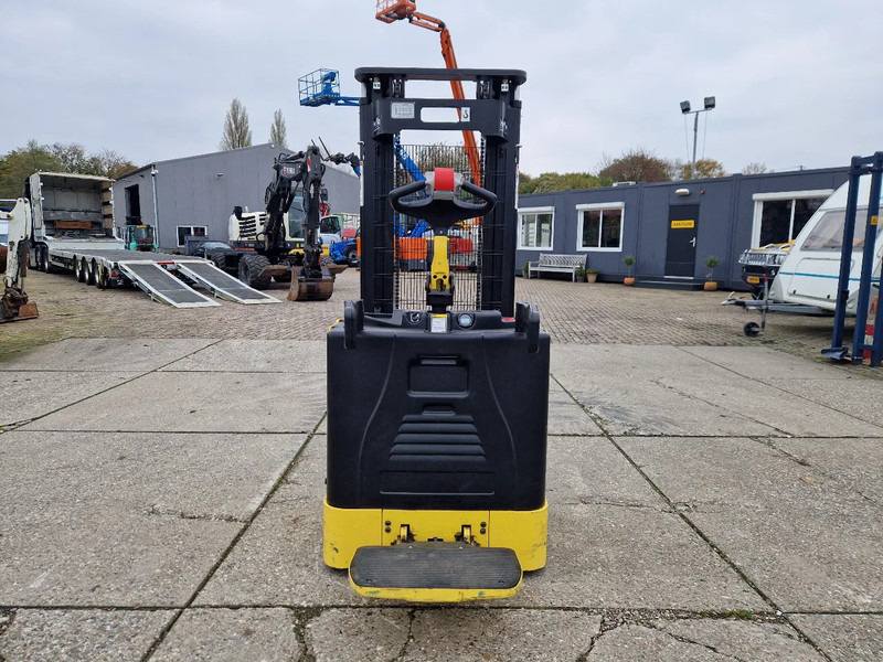 Hyster S1.5S elektrische stapelaar - Stroj za zlaganje: slika 5 Hyster S1.5S elektrische stapelaar - Stroj za zlaganje: slika 5