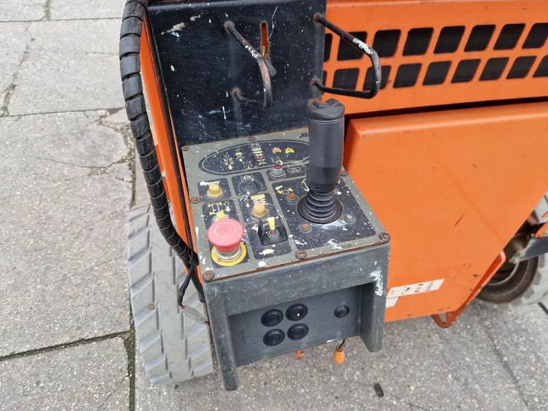 JLG 3369LE elektrisch werkhoogte 12.06m. - Škarjasta dvižna ploščad: slika 5 JLG 3369LE elektrisch werkhoogte 12.06m. - Škarjasta dvižna ploščad: slika 5