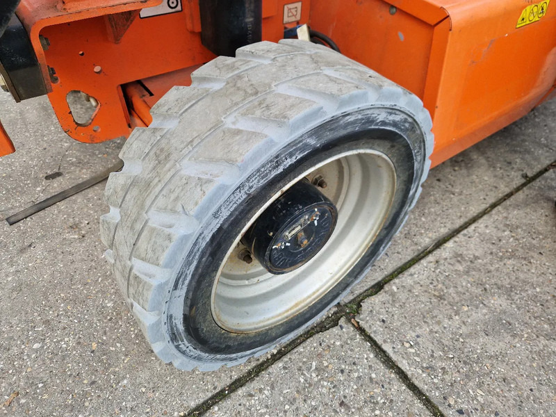 Škarjasta dvižna ploščad JLG 4069LE met maar 419 uur: slika 12