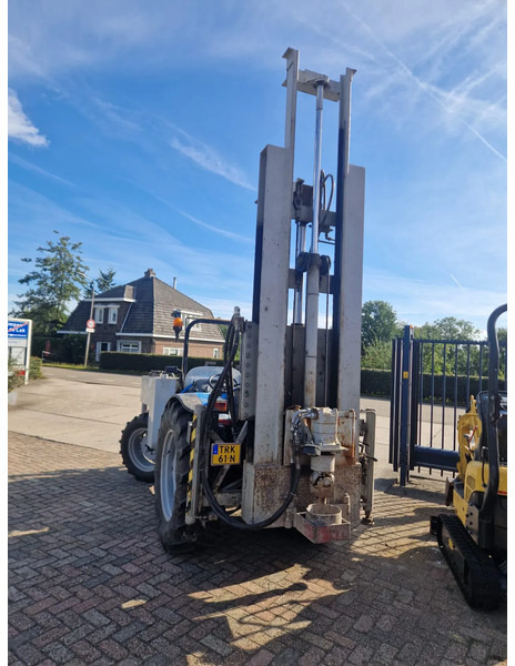 Landini Rex 95F speed five 4x4 drilling tractor - Vrtalna naprava: slika 2 Landini Rex 95F speed five 4x4 drilling tractor - Vrtalna naprava: slika 2