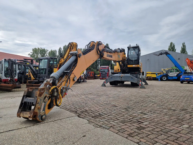 Liebherr A 920 Litronic - Bager za prekladanje primarnih/ Sekundarnih surovin: slika 3 Liebherr A 920 Litronic - Bager za prekladanje primarnih/ Sekundarnih surovin: slika 3