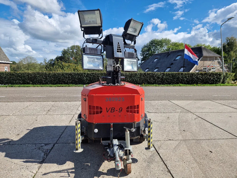 Tower Light VB9 mobiele lichtmast 9m. hoog - Razsvetljevalni stolp: slika 1 Tower Light VB9 mobiele lichtmast 9m. hoog - Razsvetljevalni stolp: slika 1