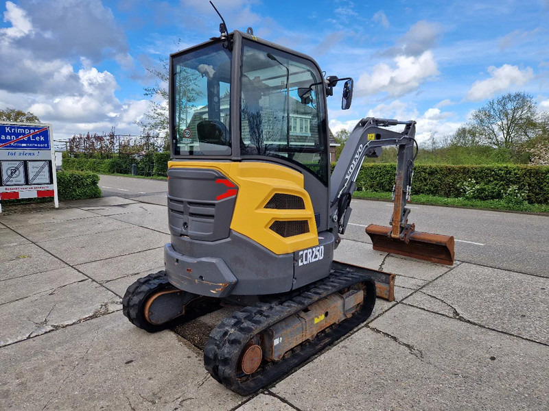 Volvo ECR25D met 2562 uur - Mini bager: slika 5 Volvo ECR25D met 2562 uur - Mini bager: slika 5