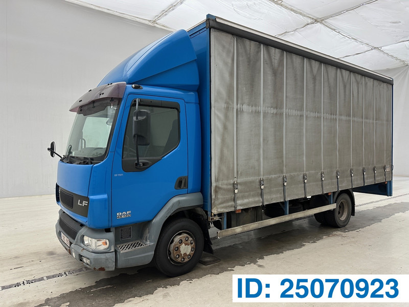 DAF LF45.150 - Tovornjak s ponjavo: slika 1 DAF LF45.150 - Tovornjak s ponjavo: slika 1