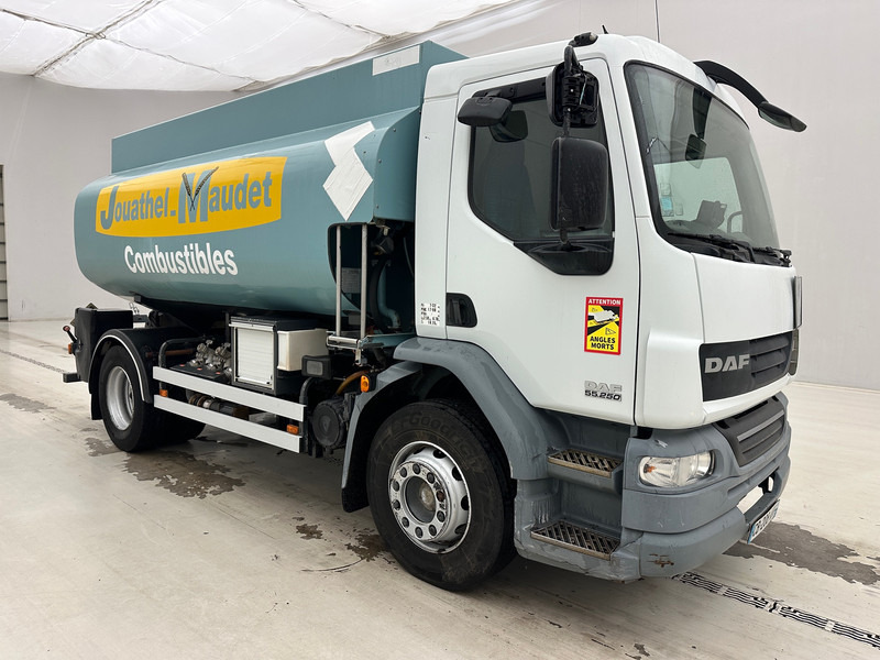 DAF LF55.250 - Tovornjak cisterna: slika 3 DAF LF55.250 - Tovornjak cisterna: slika 3