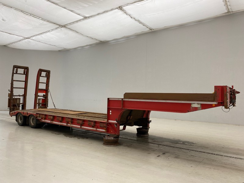 GHEYSEN & VERPOORT Low bed trailer - Nizko noseča polprikolica: slika 4 GHEYSEN & VERPOORT Low bed trailer - Nizko noseča polprikolica: slika 4