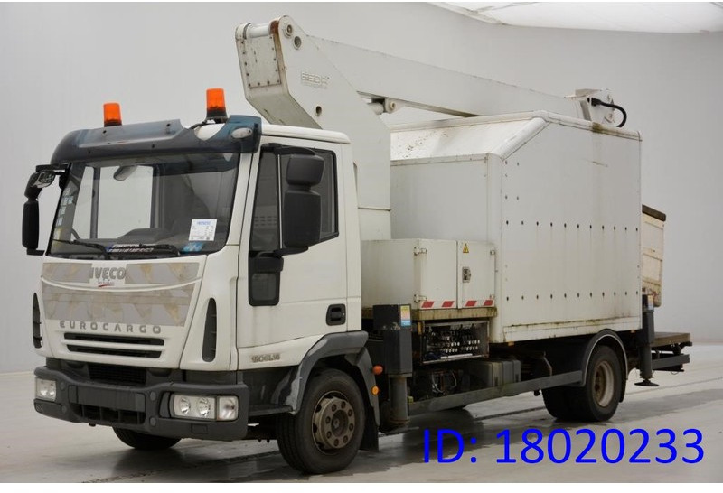 Iveco Eurocargo 120E18 - Dvižna ploščad montirana na tovornjak: slika 1 Iveco Eurocargo 120E18 - Dvižna ploščad montirana na tovornjak: slika 1