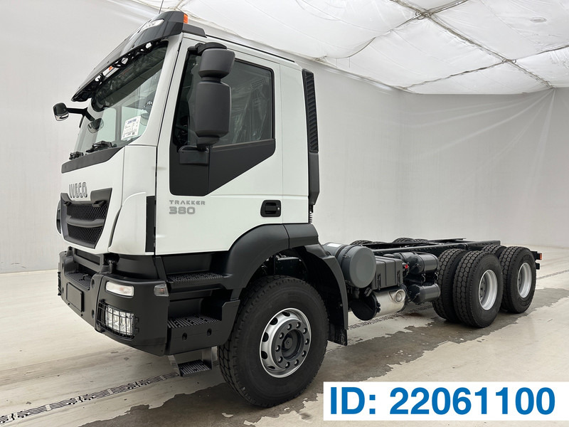 Iveco Trakker 380 - 6x4 - Tovornjak-šasija: slika 1 Iveco Trakker 380 - 6x4 - Tovornjak-šasija: slika 1