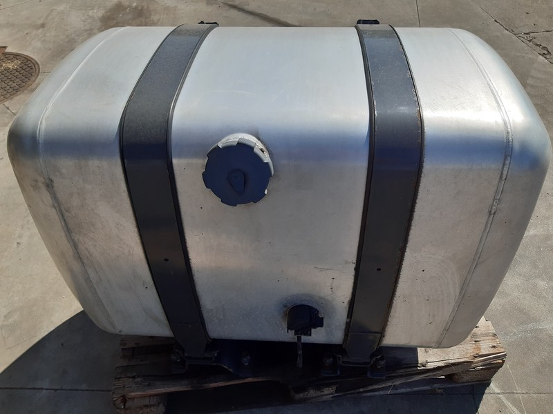 Mercedes-Benz A9604704602 480 liter - Rezervoar za gorivo: slika 1 Mercedes-Benz A9604704602 480 liter - Rezervoar za gorivo: slika 1