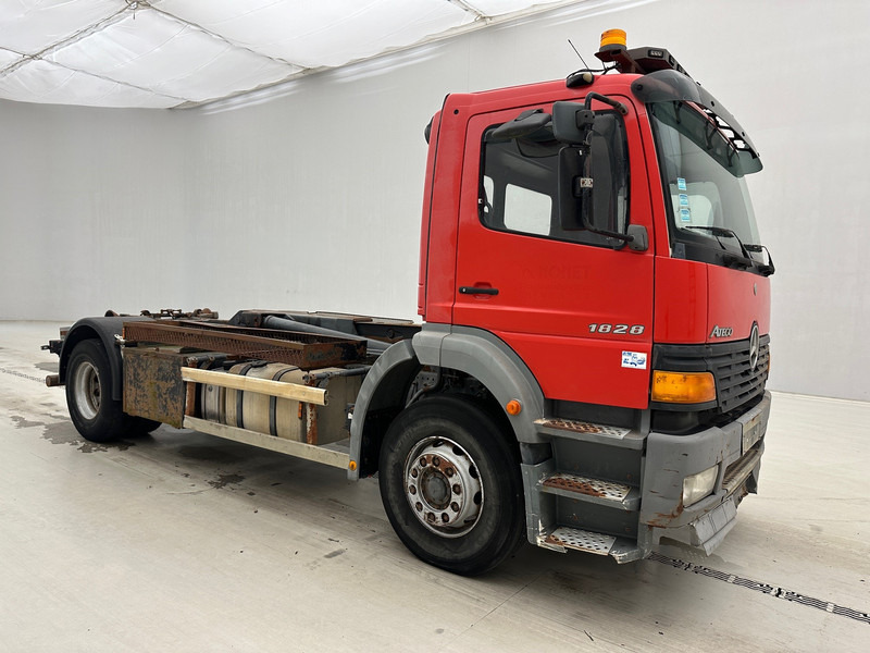 Mercedes-Benz Atego 1828 - Kotalni prekucni tovornjak: slika 3 Mercedes-Benz Atego 1828 - Kotalni prekucni tovornjak: slika 3