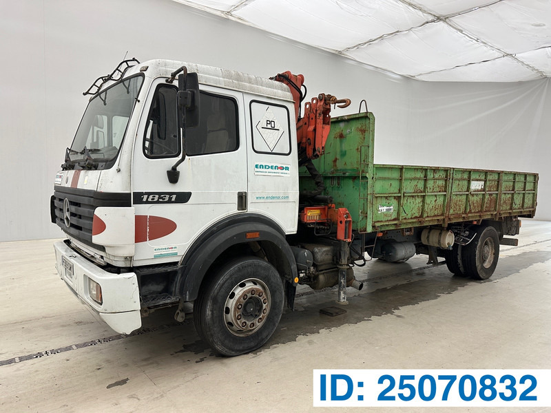 Mercedes-Benz SK 1831 - Tovornjak prekucnik, Tovornjak z dvigalom: slika 1 Mercedes-Benz SK 1831 - Tovornjak prekucnik, Tovornjak z dvigalom: slika 1