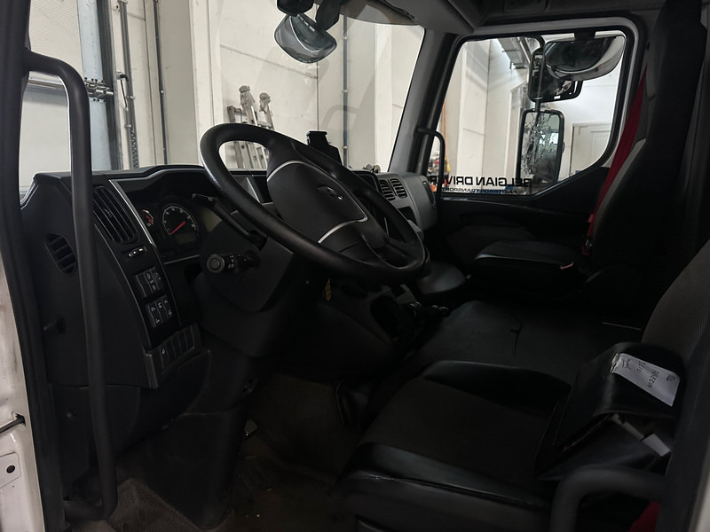 Renault D240 - Tovornjak zabojnik: slika 5 Renault D240 - Tovornjak zabojnik: slika 5