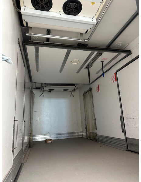 Tovornjak hladilnik Renault Midlum D12: slika 11