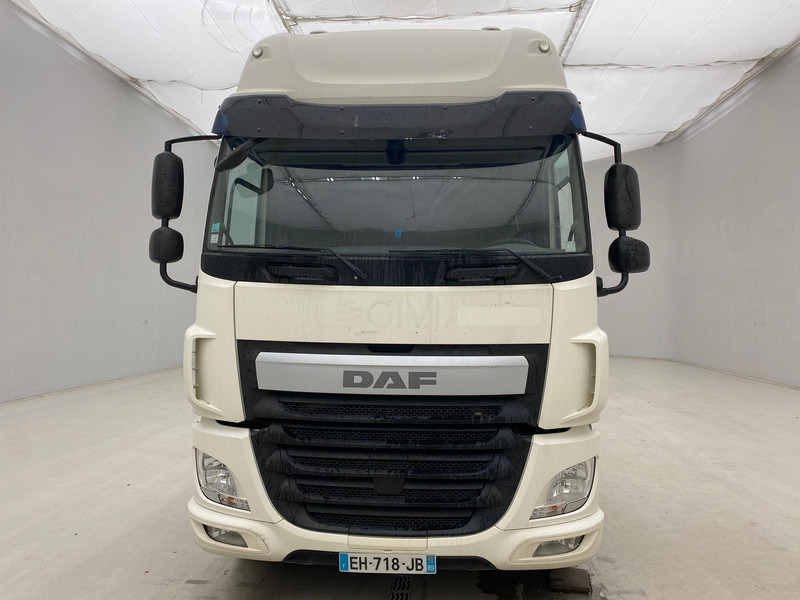 DAF CF 460 - Vlačilec: slika 2 DAF CF 460 - Vlačilec: slika 2
