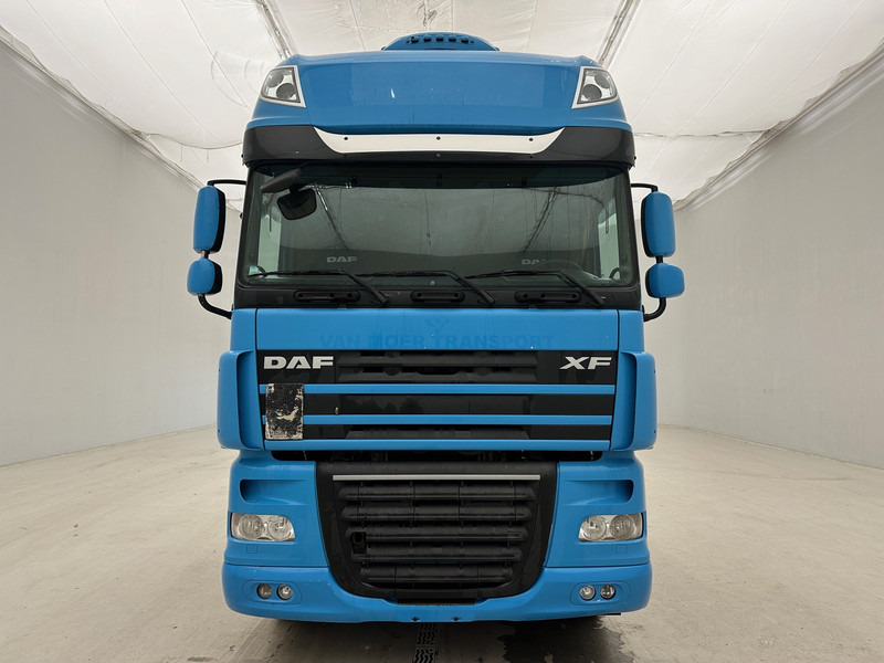 DAF XF105.460 Super Space Cab - Vlačilec: slika 2 DAF XF105.460 Super Space Cab - Vlačilec: slika 2