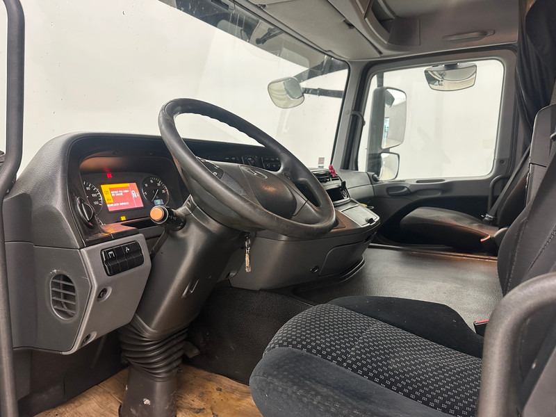 Vlačilec Mercedes-Benz Actros 1844: slika 9