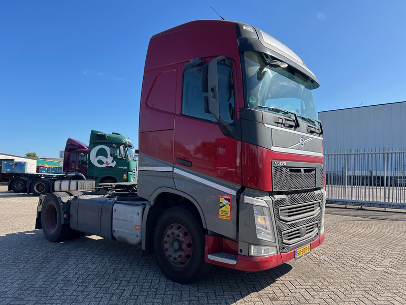 Volvo FH13.420 Globetrotter - ADR - Vlačilec: slika 3 Volvo FH13.420 Globetrotter - ADR - Vlačilec: slika 3