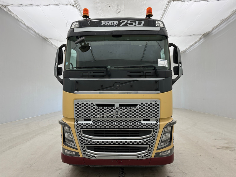 Volvo FH16.750 - 6x4 - Vlačilec: slika 2 Volvo FH16.750 - 6x4 - Vlačilec: slika 2