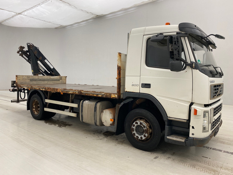 Volvo FM 300 - Tovornjak s kesonom, Tovornjak z dvigalom: slika 3 Volvo FM 300 - Tovornjak s kesonom, Tovornjak z dvigalom: slika 3