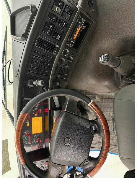 Tovornjak-šasija Volvo FM9.260: slika 11