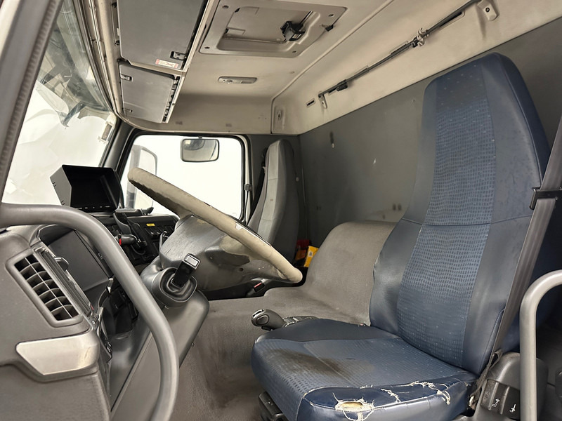 Tovornjak cisterna Volvo FM9.260: slika 9