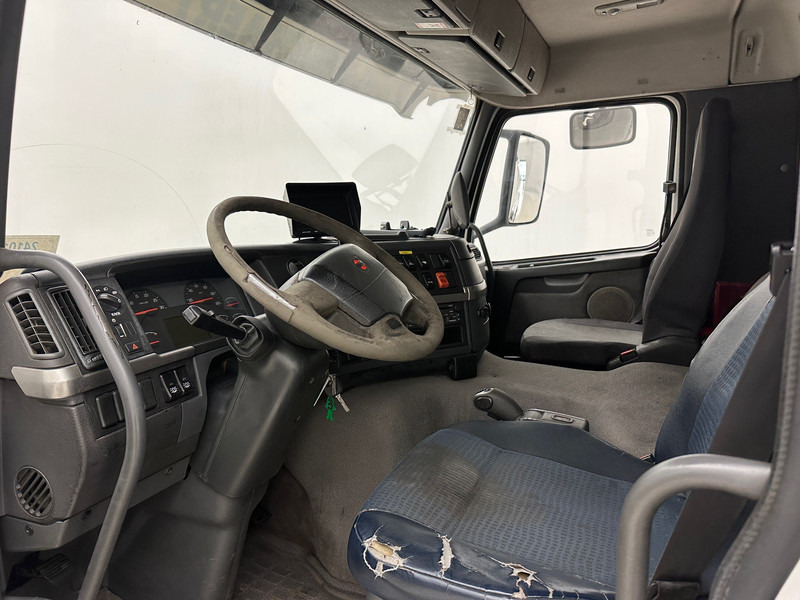 Tovornjak cisterna Volvo FM9.260: slika 8