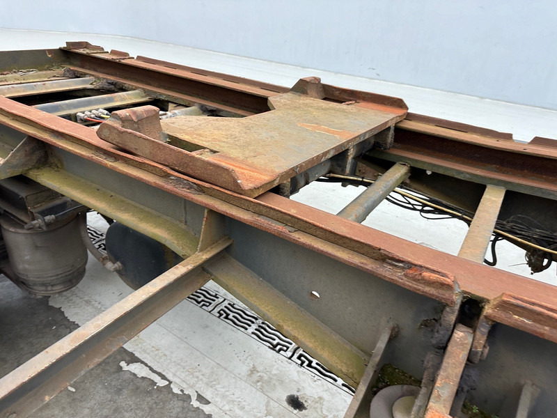 Kontejnerska prikolica/ Prikolica z zamenljivim tovoriščem WAF BDF trailer: slika 9 Kontejnerska prikolica/ Prikolica z zamenljivim tovoriščem WAF BDF trailer: slika 9