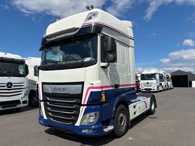 Vlačilec DAF XF 480 Super Spacecab Retarder Euro 6: slika 1