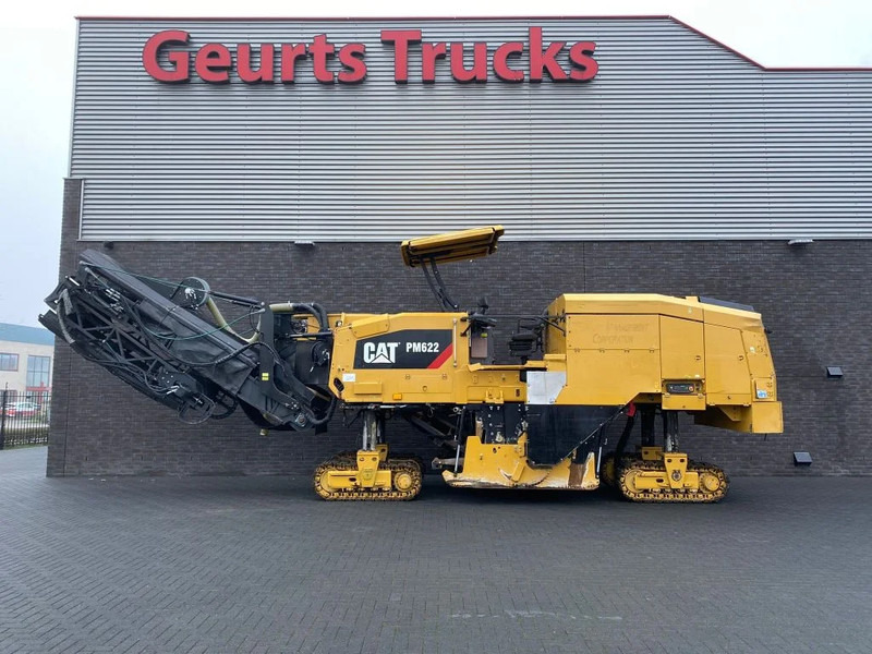 Caterpillar PM622 CRAWLER PROFILER/ASFALTFREESMACHINE/ASPHALTFRÄSEN-MASCHINE - Stroj za asfalterska dela: slika 1 Caterpillar PM622 CRAWLER PROFILER/ASFALTFREESMACHINE/ASPHALTFRÄSEN-MASCHINE - Stroj za asfalterska dela: slika 1