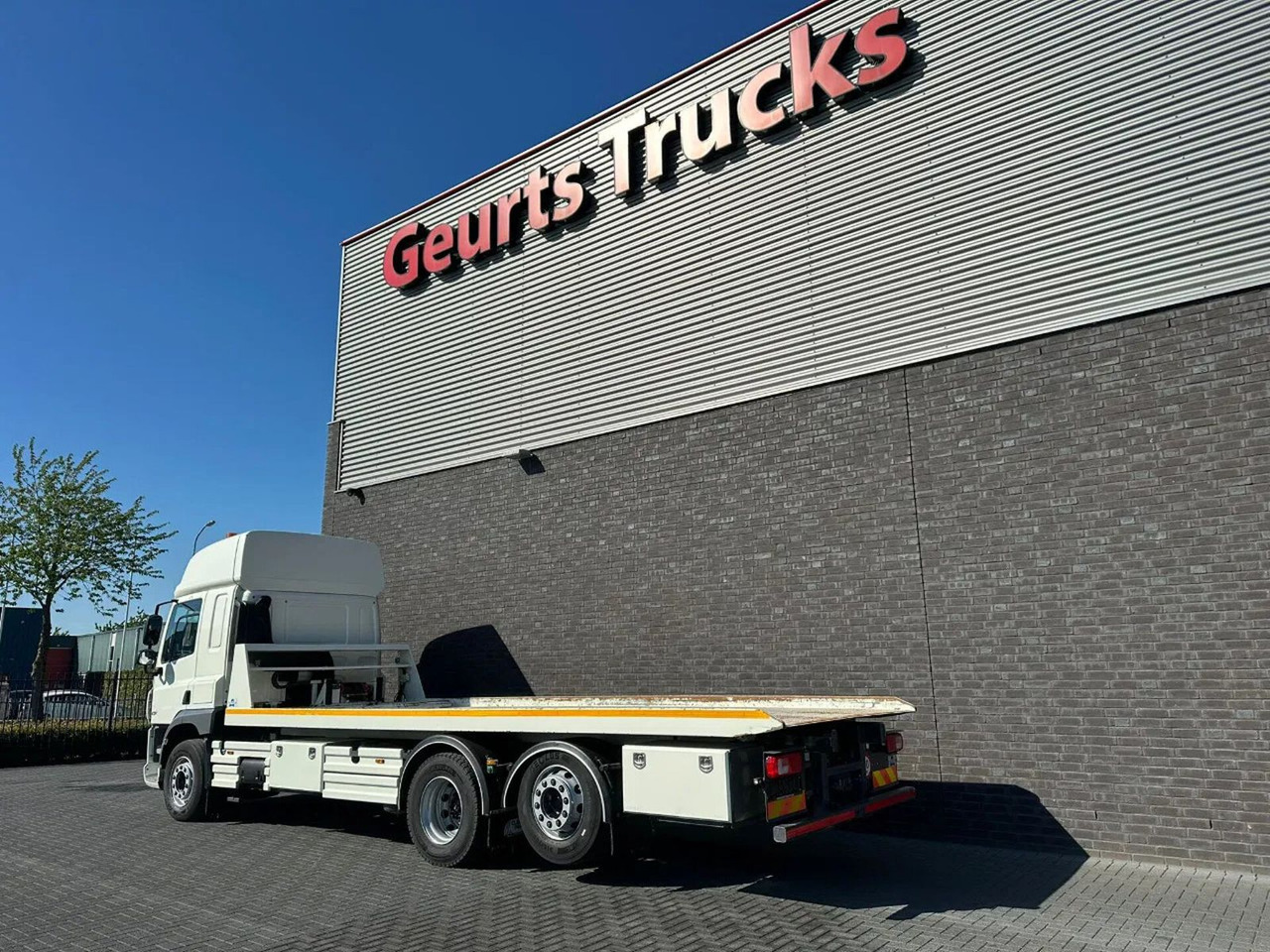DAF CF 410 6X2 M4SN3 OPRIJWAGEN / MACHINE TRANSPORTE - Tovornjak avtotransporter: slika 3 DAF CF 410 6X2 M4SN3 OPRIJWAGEN / MACHINE TRANSPORTE - Tovornjak avtotransporter: slika 3
