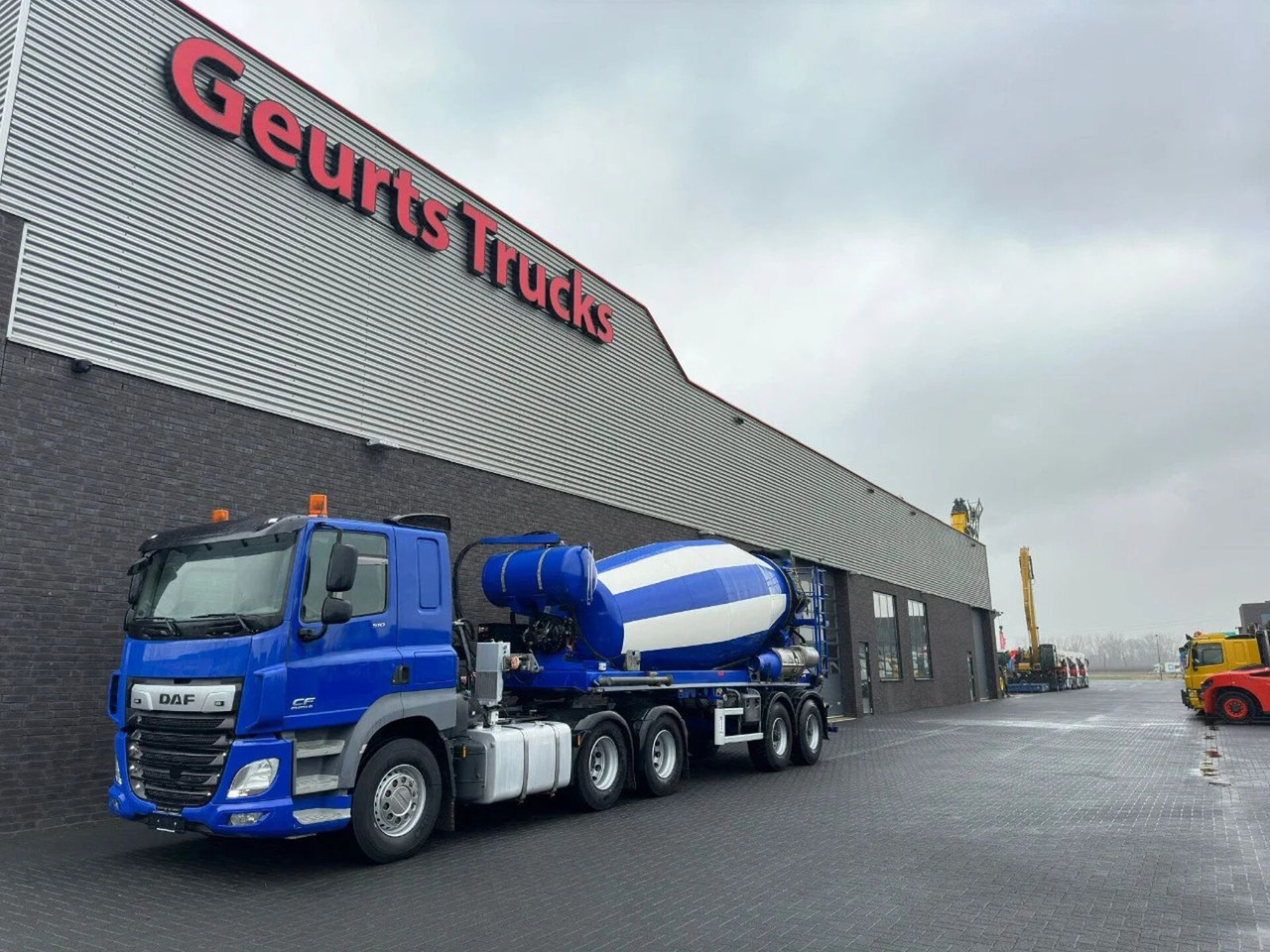 DAF CF 510 6X4 + DE BUF ST2 2-ASSIGE 10M3 CONCRETE M - Avtomešalec: slika 2 DAF CF 510 6X4 + DE BUF ST2 2-ASSIGE 10M3 CONCRETE M - Avtomešalec: slika 2