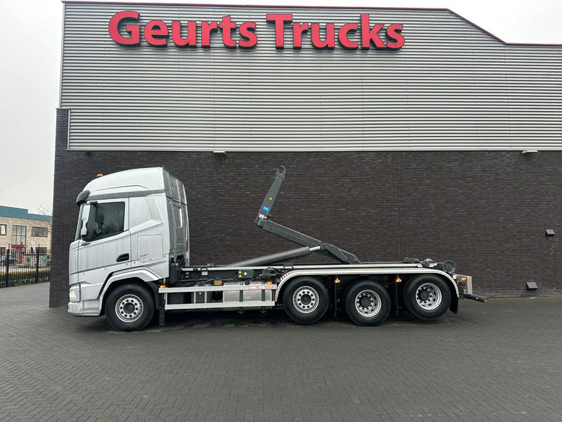 DAF XF 530 8X2 TRIPLE VDL S-30-6700 HAAKARMSYSTEEM/ABROLLKIPPER/HOOKLIFT/NIEUW/NEW - Kotalni prekucni tovornjak: slika 1 DAF XF 530 8X2 TRIPLE VDL S-30-6700 HAAKARMSYSTEEM/ABROLLKIPPER/HOOKLIFT/NIEUW/NEW - Kotalni prekucni tovornjak: slika 1