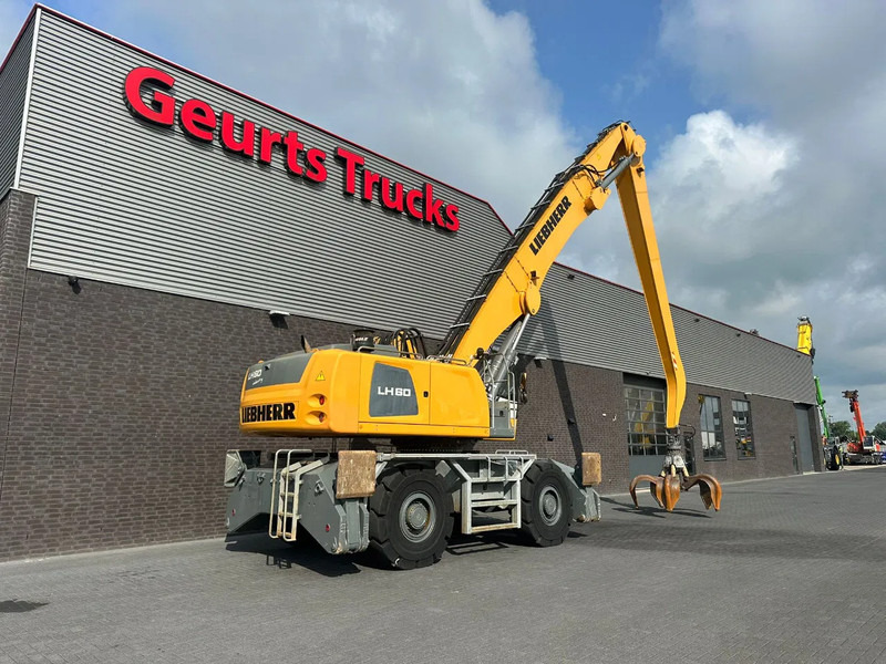 Liebherr LH 60 M LITRONIC INDUSTRY MATERIAL HANDLER/ UMSCHLAGBAGGER/ OVERSLAGKRAAN - Bager za prekladanje primarnih/ Sekundarnih surovin: slika 5 Liebherr LH 60 M LITRONIC INDUSTRY MATERIAL HANDLER/ UMSCHLAGBAGGER/ OVERSLAGKRAAN - Bager za prekladanje primarnih/ Sekundarnih surovin: slika 5