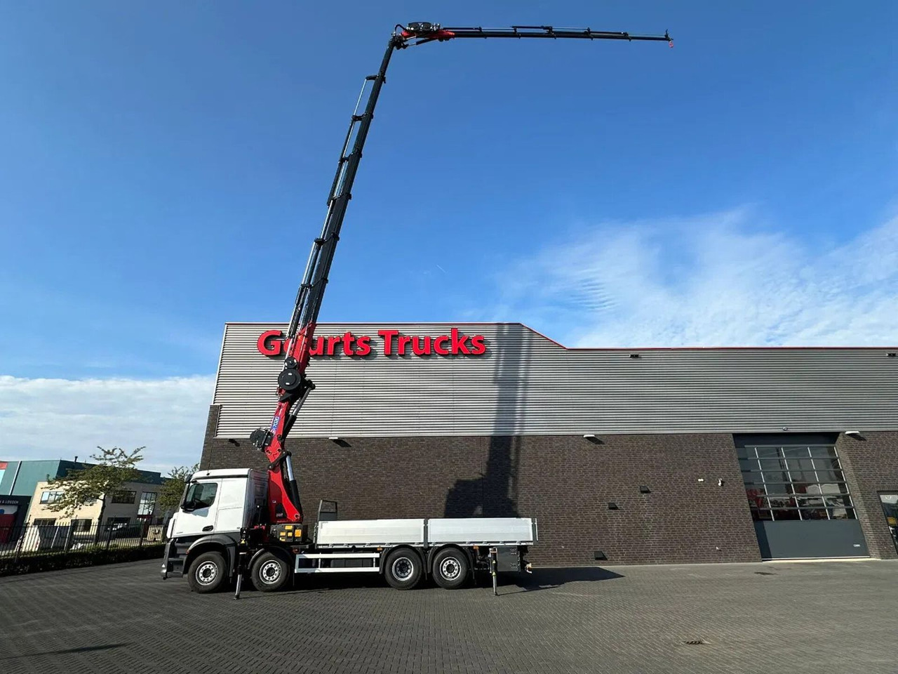 Mercedes-Benz Arocs 3251 8X2 + HMF 7020-K7 FJ 1400-K6 KRAAN/KR - Tovornjak z dvigalom: slika 4 Mercedes-Benz Arocs 3251 8X2 + HMF 7020-K7 FJ 1400-K6 KRAAN/KR - Tovornjak z dvigalom: slika 4
