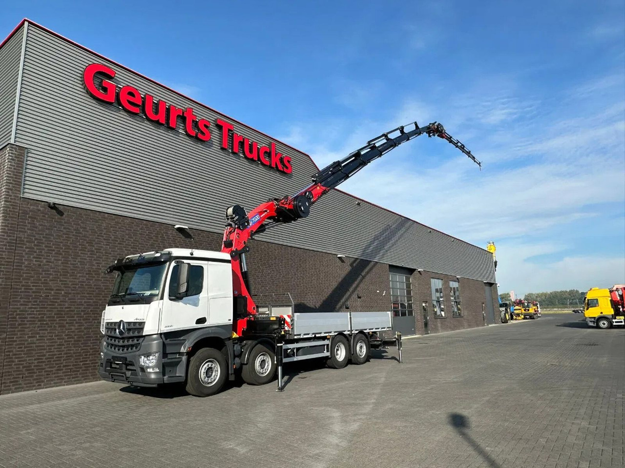 Mercedes-Benz Arocs 3251 8X2 + HMF 7020-K7 FJ 1400-K6 KRAAN/KR - Tovornjak z dvigalom: slika 2 Mercedes-Benz Arocs 3251 8X2 + HMF 7020-K7 FJ 1400-K6 KRAAN/KR - Tovornjak z dvigalom: slika 2