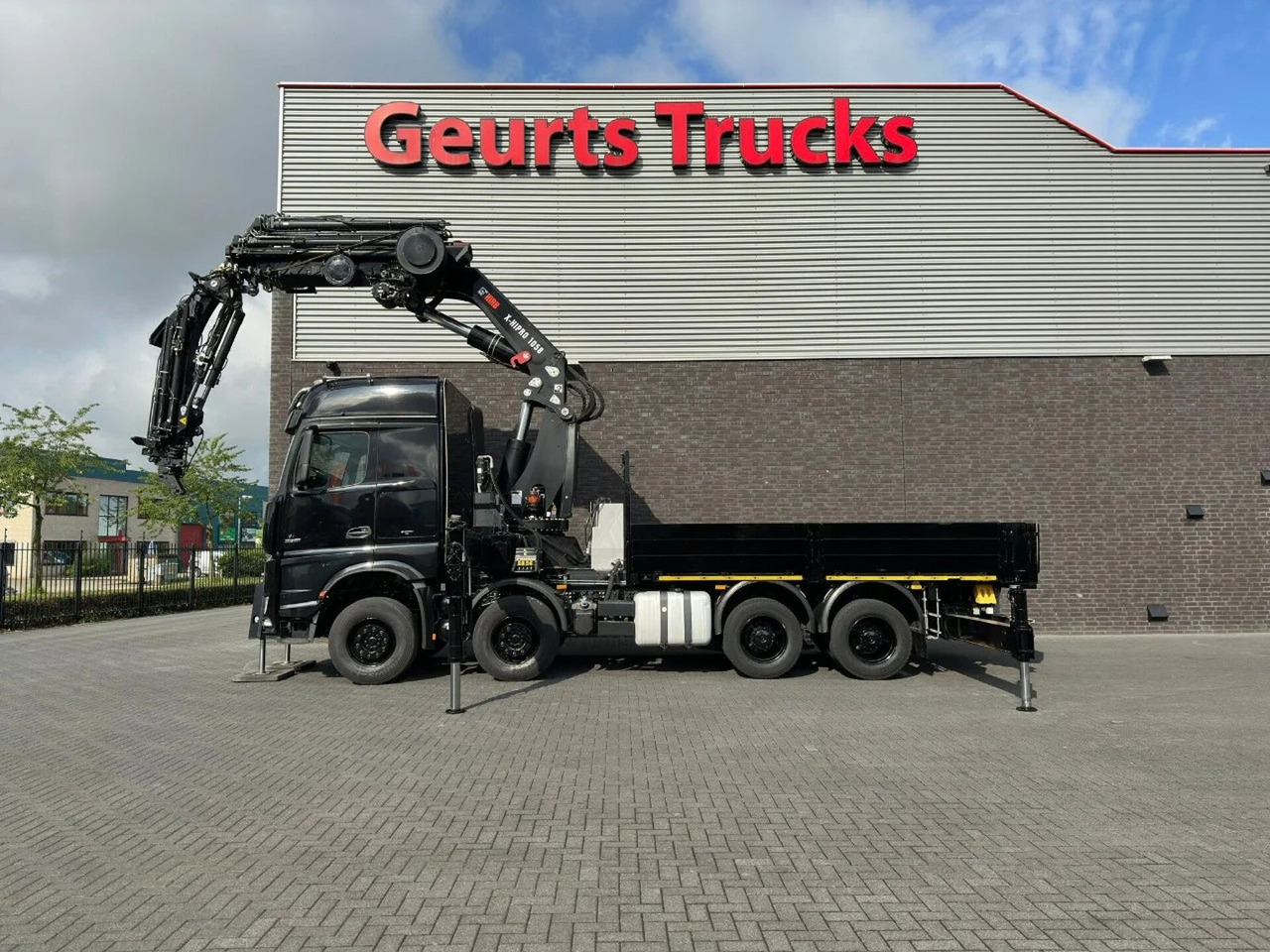 Mercedes-Benz Arocs 3251 8X4 + HIAB 1058 E-8 + JIB 150X-6 JDC - Tovornjak z dvigalom: slika 5 Mercedes-Benz Arocs 3251 8X4 + HIAB 1058 E-8 + JIB 150X-6 JDC - Tovornjak z dvigalom: slika 5