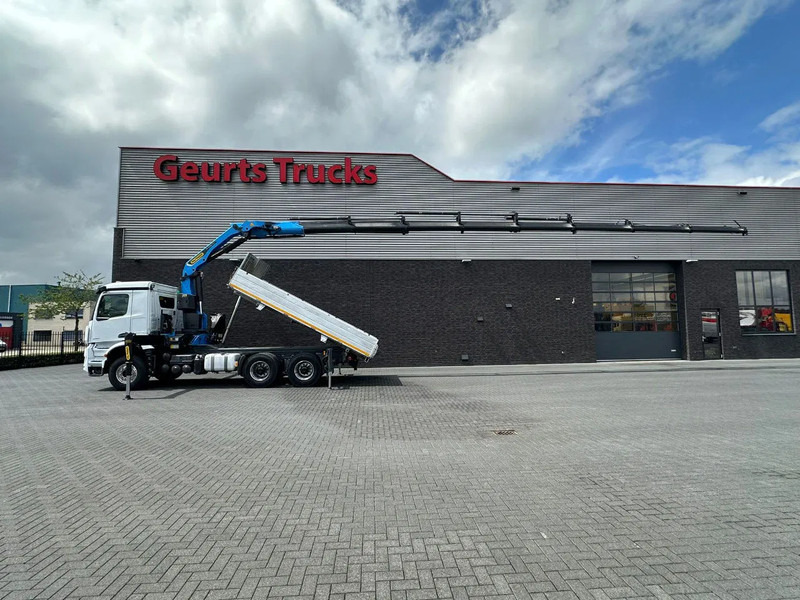 Mercedes-Benz Arocs 3351 963-2-E 6X4 KIPPER / TIPPER + PALFINGER PK30.002 TEC7 KRAAN / KRAN / CRANE / GRUA - Tovornjak z dvigalom: slika 4 Mercedes-Benz Arocs 3351 963-2-E 6X4 KIPPER / TIPPER + PALFINGER PK30.002 TEC7 KRAAN / KRAN / CRANE / GRUA - Tovornjak z dvigalom: slika 4