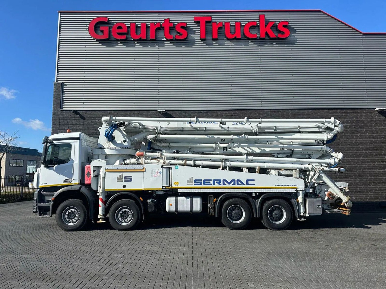 Mercedes-Benz Arocs 4451 8X4 + SERMAC 5Z42 BETONPOMP/BETONPUMP - Črpalka za beton: slika 1 Mercedes-Benz Arocs 4451 8X4 + SERMAC 5Z42 BETONPOMP/BETONPUMP - Črpalka za beton: slika 1