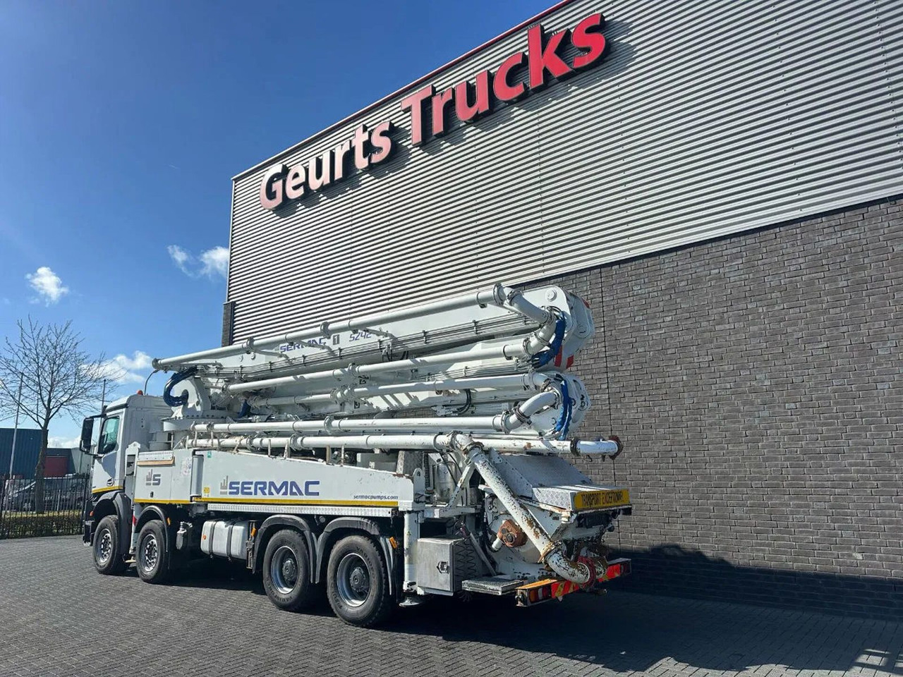 Mercedes-Benz Arocs 4451 8X4 + SERMAC 5Z42 BETONPOMP/BETONPUMP - Črpalka za beton: slika 3 Mercedes-Benz Arocs 4451 8X4 + SERMAC 5Z42 BETONPOMP/BETONPUMP - Črpalka za beton: slika 3