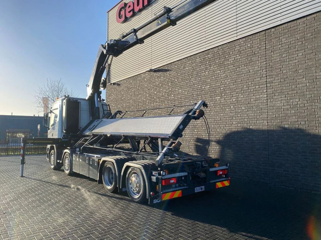 Scania G500 NGS 8X2 MET 3 ZIJDIGE KABELSYSTEEM + HIAB 3 - Kotalni prekucni tovornjak, Tovornjak z dvigalom: slika 5 Scania G500 NGS 8X2 MET 3 ZIJDIGE KABELSYSTEEM + HIAB 3 - Kotalni prekucni tovornjak, Tovornjak z dvigalom: slika 5
