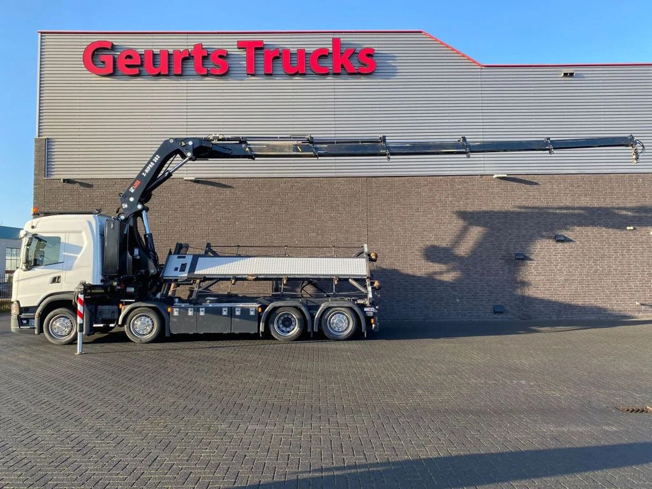 Scania G500 NGS 8X2 MET 3 ZIJDIGE KABELSYSTEEM + HIAB 3 - Kotalni prekucni tovornjak, Tovornjak z dvigalom: slika 4 Scania G500 NGS 8X2 MET 3 ZIJDIGE KABELSYSTEEM + HIAB 3 - Kotalni prekucni tovornjak, Tovornjak z dvigalom: slika 4