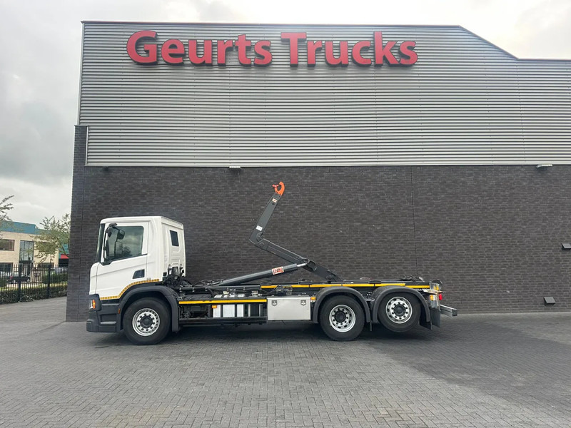 Scania P280 6X2 + AJK/1924 HLF20-6430 HAAKARMSYSTEEM / ABROLLKIPPER / HOOKLIFT - Kotalni prekucni tovornjak: slika 1 Scania P280 6X2 + AJK/1924 HLF20-6430 HAAKARMSYSTEEM / ABROLLKIPPER / HOOKLIFT - Kotalni prekucni tovornjak: slika 1