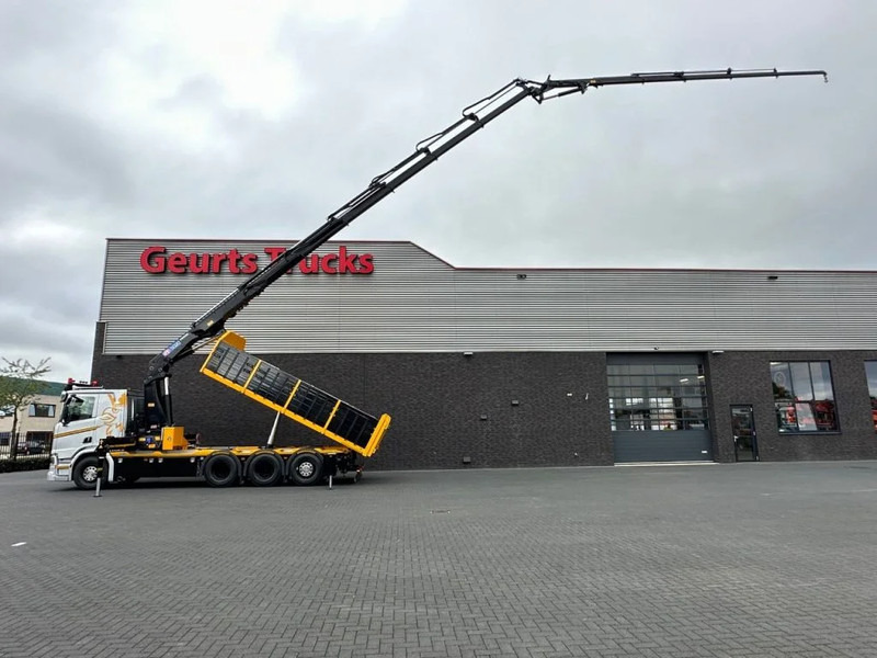 Scania R530 V8 NGS 8X4 TRIDEM MET HYVA 2Z KIPPER + HMF 5020-K6 + JIB FJ1000-K5 KRAAN/KRAN/CRANE/GRUA - Tovornjak z dvigalom: slika 1 Scania R530 V8 NGS 8X4 TRIDEM MET HYVA 2Z KIPPER + HMF 5020-K6 + JIB FJ1000-K5 KRAAN/KRAN/CRANE/GRUA - Tovornjak z dvigalom: slika 1