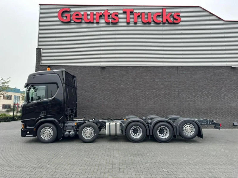 Scania R540 NGS 10X4 TRIDEM CHASSIS NIEUW/NEUE/NEW FULL OPTIONS 2X IN STOCK !!! - Tovornjak-šasija: slika 1 Scania R540 NGS 10X4 TRIDEM CHASSIS NIEUW/NEUE/NEW FULL OPTIONS 2X IN STOCK !!! - Tovornjak-šasija: slika 1