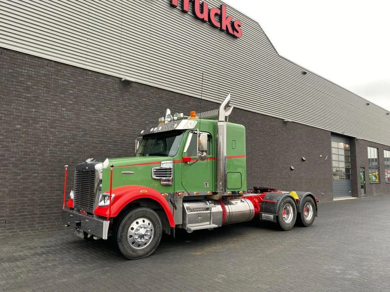 Freightliner CORONADA 6X4 EURO 6 TREKKER/TRACTOR/SATTELZUGMASCHINE/SHOWTRUCK - Vlačilec: slika 2 Freightliner CORONADA 6X4 EURO 6 TREKKER/TRACTOR/SATTELZUGMASCHINE/SHOWTRUCK - Vlačilec: slika 2