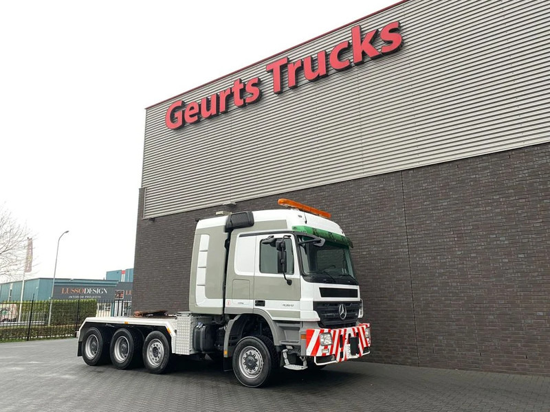 Vlačilec Mercedes-Benz Actros 4360 V8 8X6 V8 SLT TITAN HEAVY DUTY TRACTOR 250 TON: slika 6 Vlačilec Mercedes-Benz Actros 4360 V8 8X6 V8 SLT TITAN HEAVY DUTY TRACTOR 250 TON: slika 6