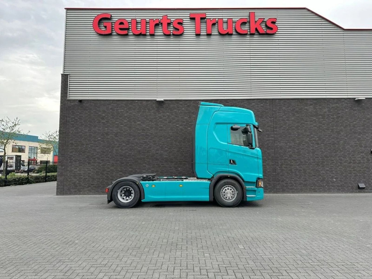 Scania 770S V8 NGS 4X2 TREKKER/SZM/TRACTOR NIEUW/NEU/NE - Vlačilec: slika 4 Scania 770S V8 NGS 4X2 TREKKER/SZM/TRACTOR NIEUW/NEU/NE - Vlačilec: slika 4